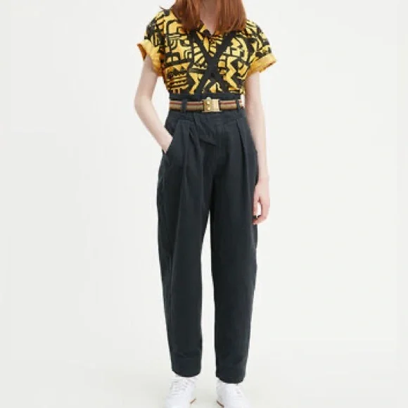 Levi's | Jeans | Levis X Stranger Things El Pleated Womens